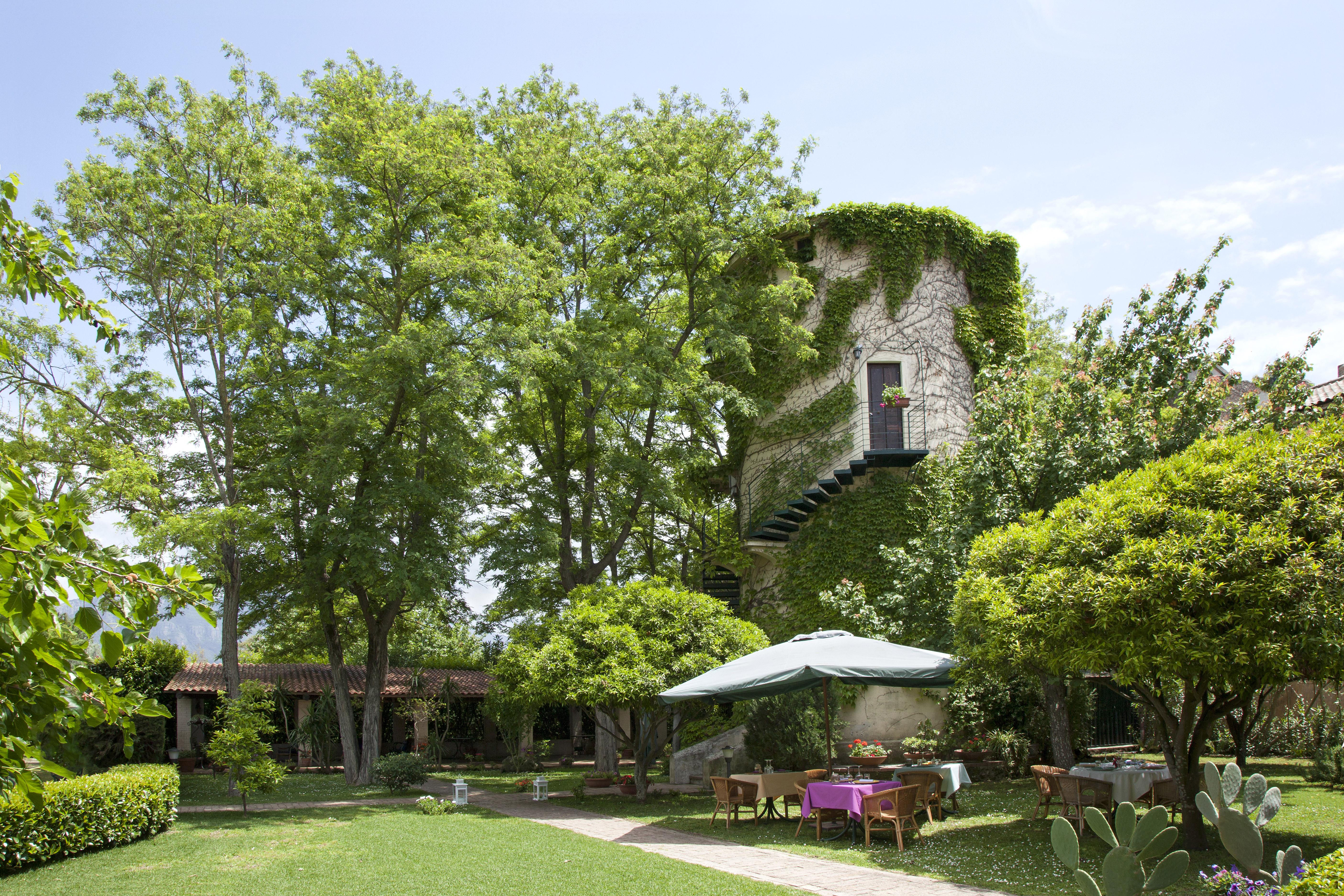 Il Granaio Dei Casabella Hotel Paestum Exterior photo